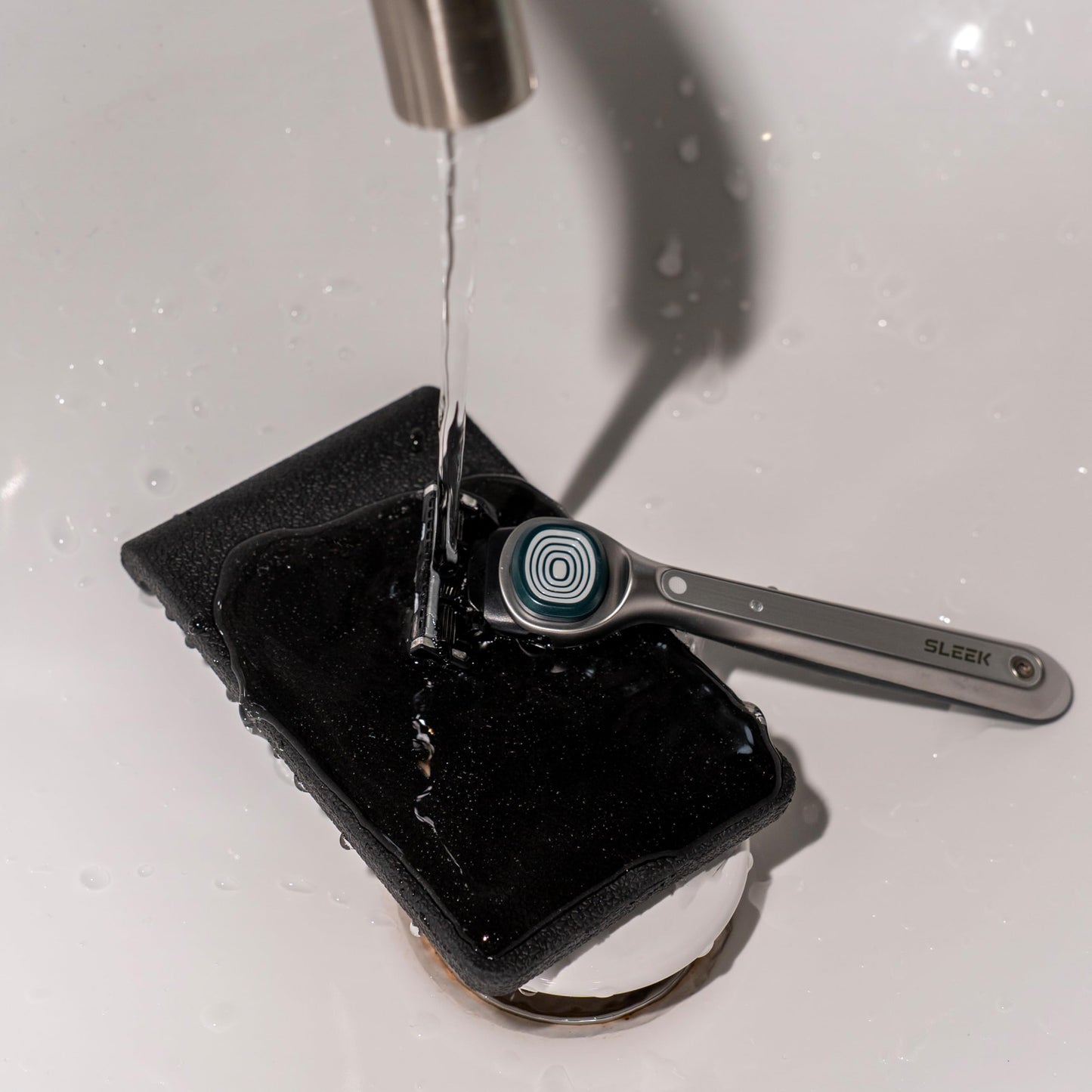 GALLINE Carbon Blade Saver Pad - Black Manner Upgrade - Extends Razor Life up to 12x