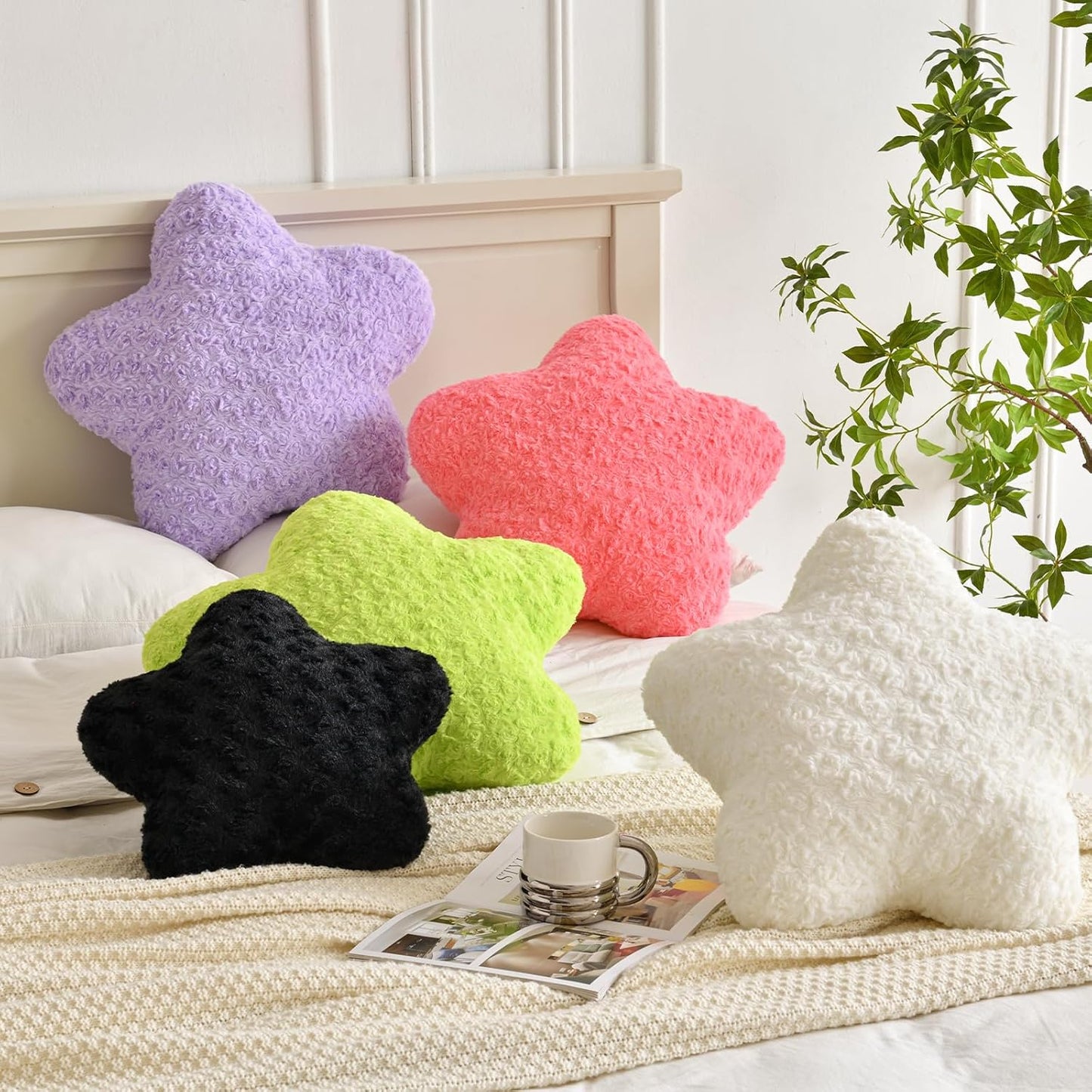 Star Shaped Plush Pillow for Couch & Bed - Soft Faux Fur Decor in Green
