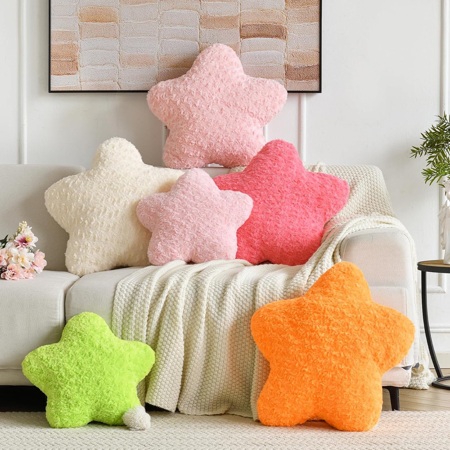 Star Shaped Plush Pillow for Couch & Bed - Soft Faux Fur Decor in Green