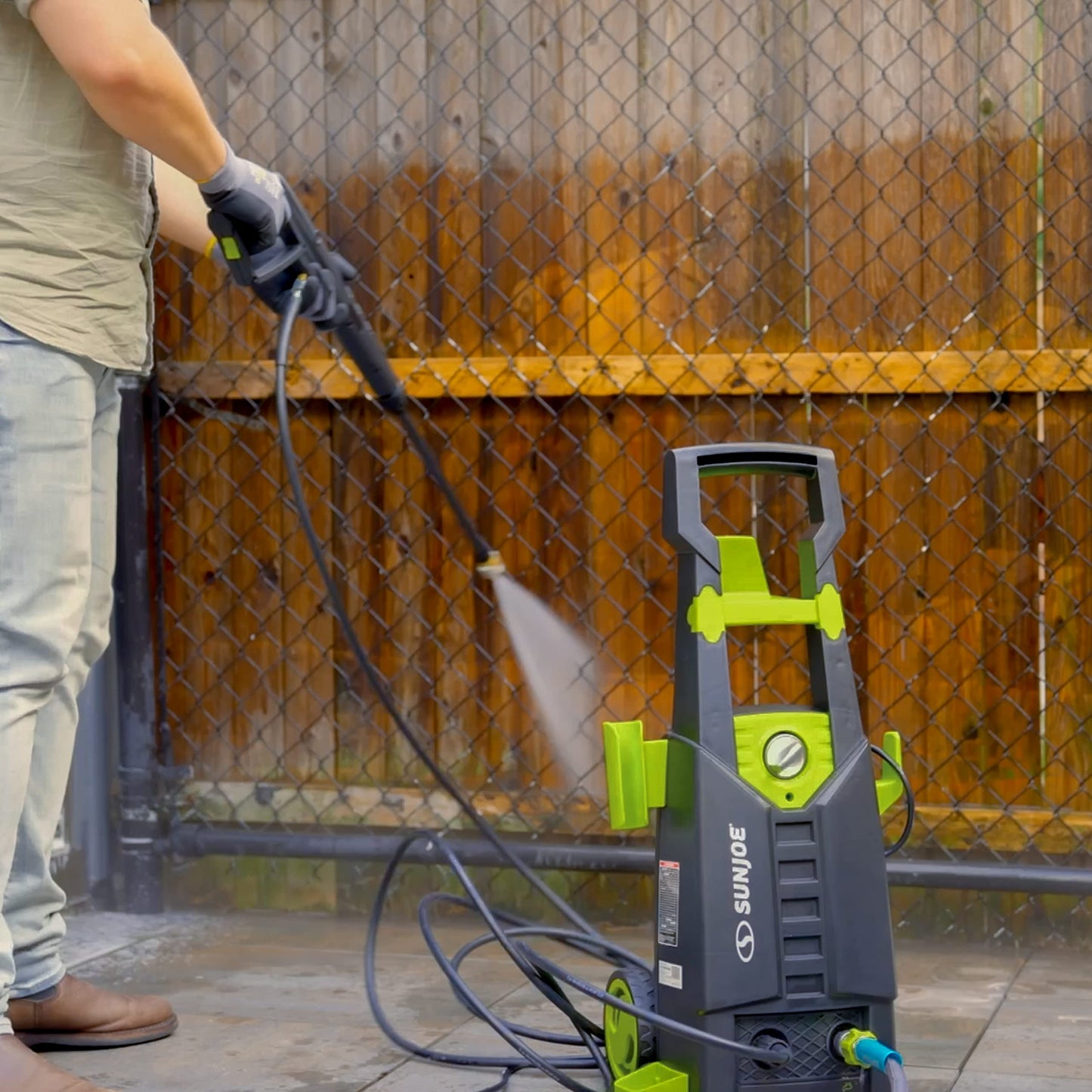 Discover the Sun Joe SPX2688-MAX Electric Pressure Washer: Powerful 13-Amp Motor & 3 Quick Connect Tips for Ultimate Cleaning