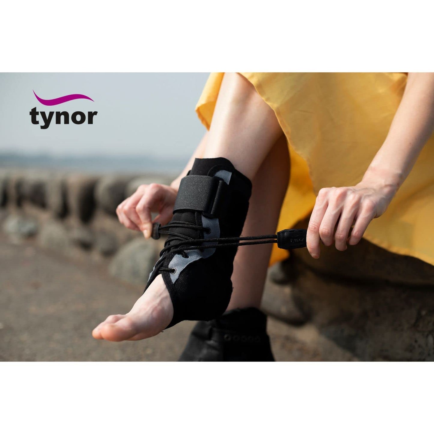 Medium Black Ankle Brace for Extra Support and Comfort - 8.4"-9.6" (21.3-24.4 cm)