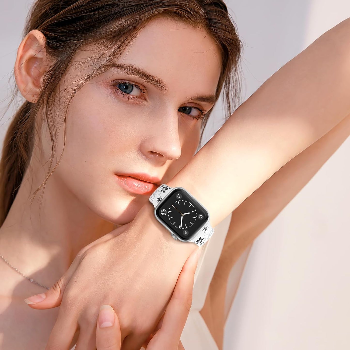 Two-Tone Floral Engraved Apple Watch Bands for Women - Secure & Stylish Straps