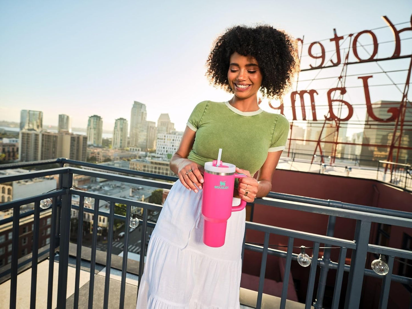 Stanley Quencher H2.0 FlowState Tumbler with Handle and Straw, 40 oz, Passion Pink