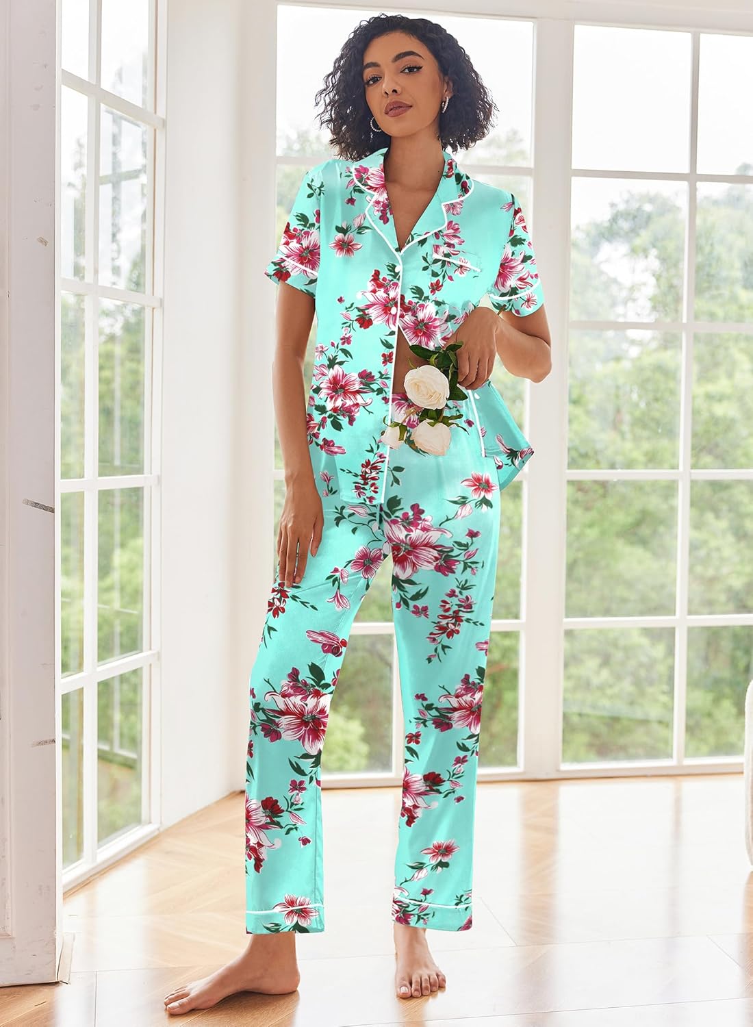 Small Green Flower Silk Satin Women's Pajamas Set: Comfy, Elegant Sleepwear