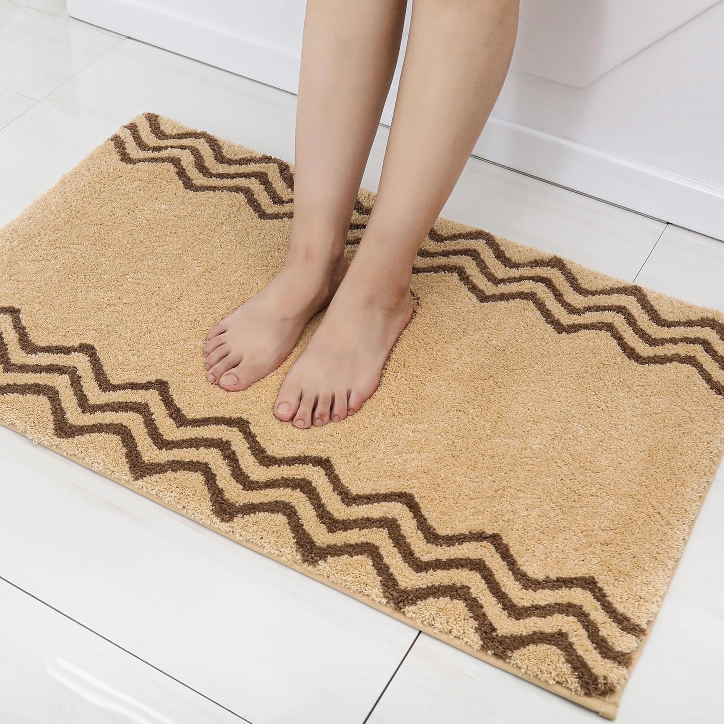 Luxurious Anti-Slip Bath Nursery Rugs - Soft Plush 100% Polyester, Water Absorbent (17x24 inches, Beige)