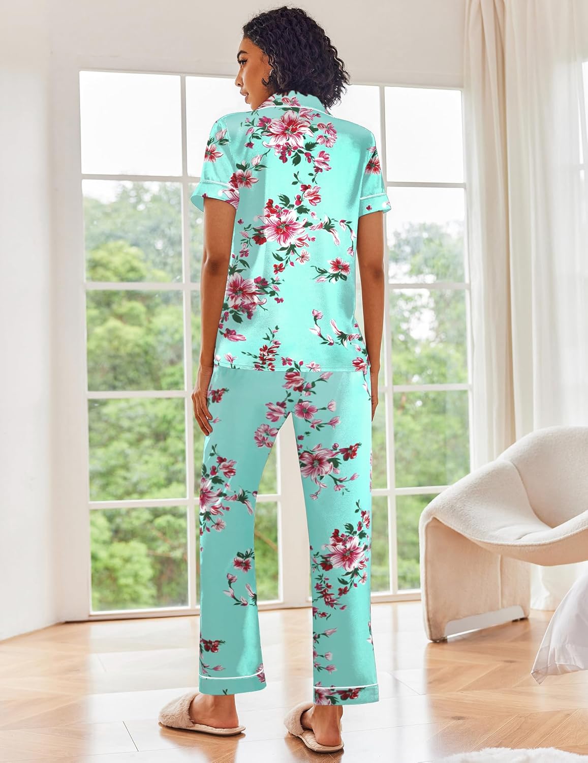 Small Green Flower Silk Satin Women's Pajamas Set: Comfy, Elegant Sleepwear